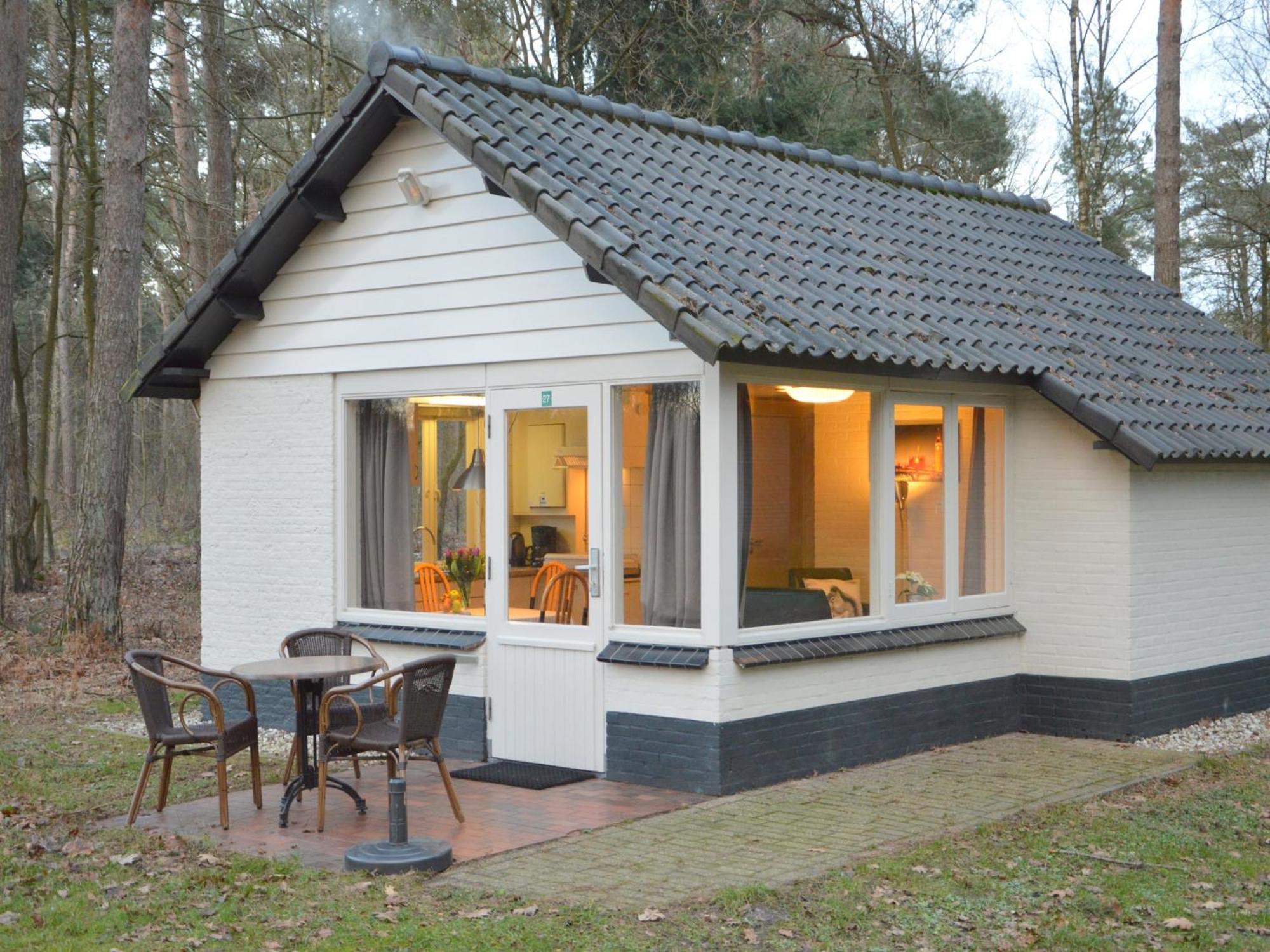 Completely Detached In A Nature Filled Park By A Large Fen Ferienhaus Stramproy