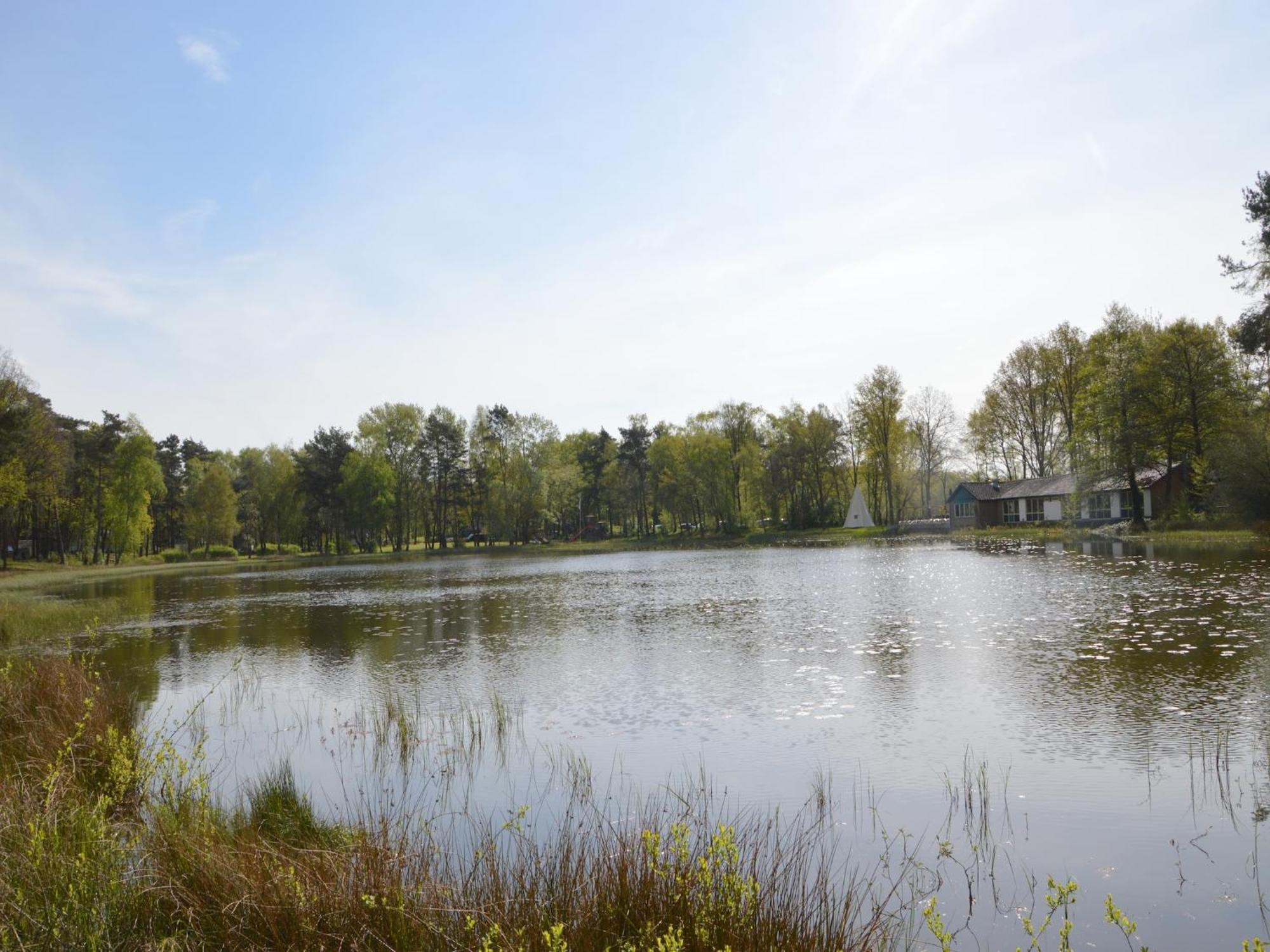Completely Detached In A Nature Filled Park By A Large Fen Ferienhaus Stramproy