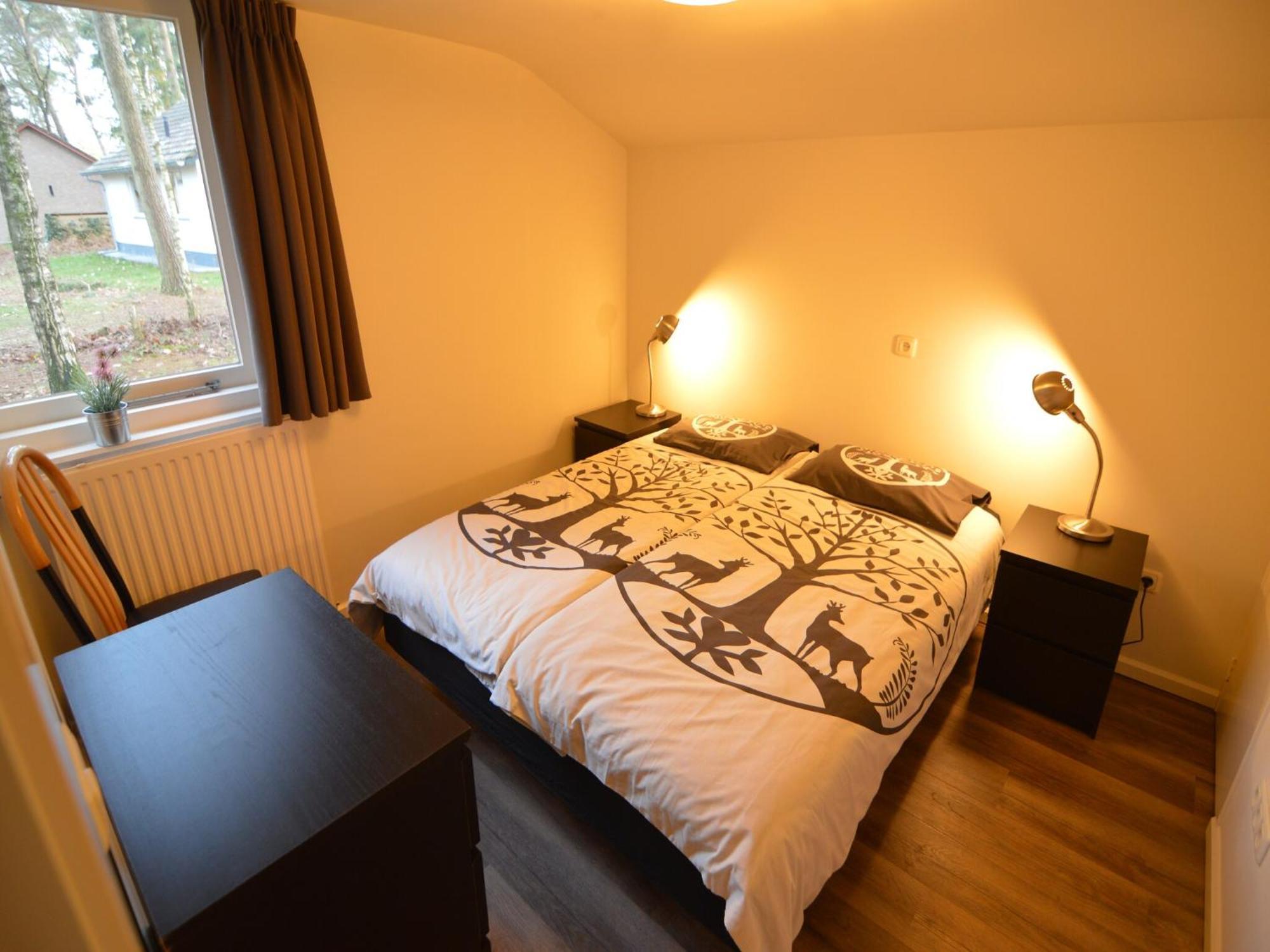 Completely Detached In A Nature Filled Park By A Large Fen Ferienhaus Stramproy